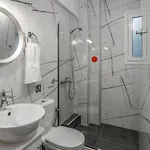 Semes Luxury Apts By Estia