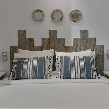 Semes Luxury Apts By Estia *