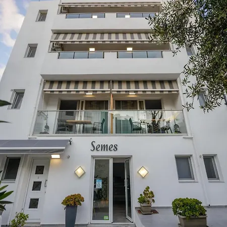 Semes Luxury Apts By Estia Апартаменти *