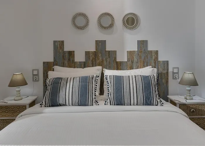 Semes Luxury Apts By Estia *