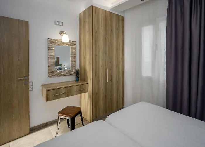 Semes Luxury Apts By Estia