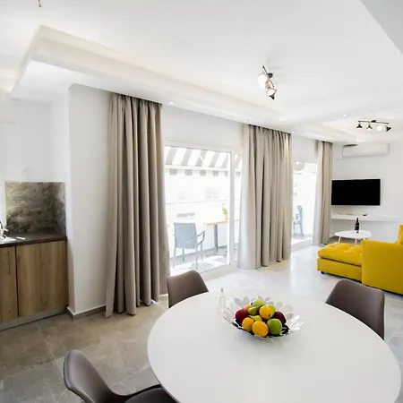 דירה Semes Luxury Apts By Estia הרסוניסוס