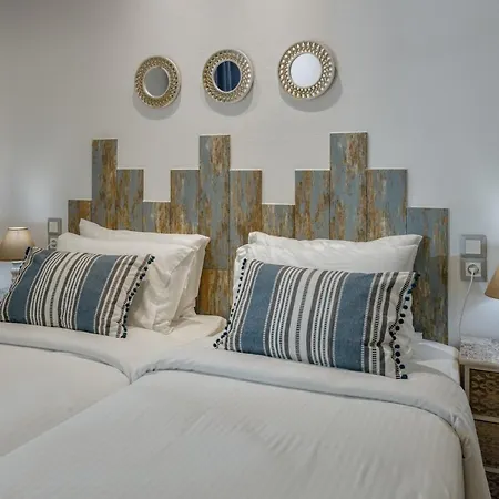 Semes Luxury Apts By Estia הרסוניסוס