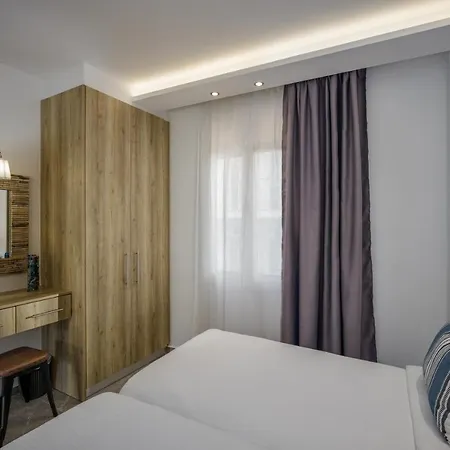 Semes Luxury Apts By Estia הרסוניסוס